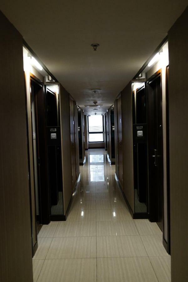 Cruise Hotel Kowloon Stadt Exterior foto